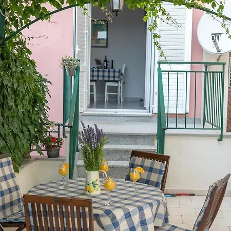 Terrace Lägenhet Podgora (Split-Dalmatia)